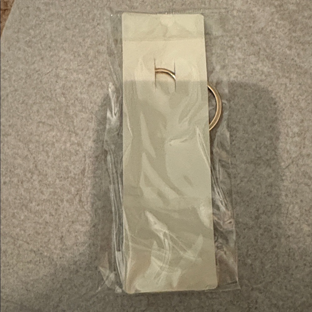 New Gold-tone Crystal Cross Key Holder - Picture 3 of 3